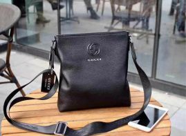 Picture of Gucci Mens Bags _SKUfw155456843fw